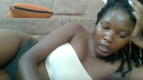 Snapshot of hotbabbee chatting on 6, 3, 2025 love online show from 6, 3, 2025
