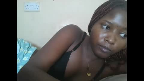 Snapshot of hotbabbee chatting on 9, 9, 2025 love online show from 9, 9, 2025