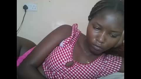 Snapshot of hotbabbee chatting on 12, 9, 2025 love online show from 12, 9, 2025