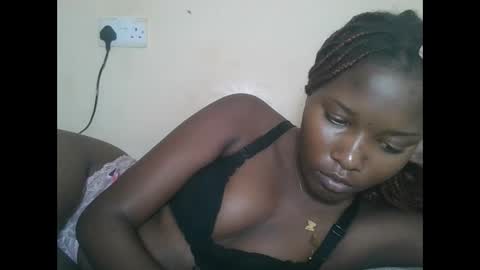 Snapshot of hotbabbee chatting on 15, 9, 2025 love online show from 15, 9, 2025