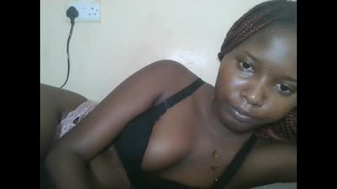 Snapshot of hotbabbee chatting on 15, 9, 2025 love online show from 15, 9, 2025