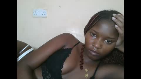 Snapshot of hotbabbee chatting on 26, 9, 2025 love online show from 26, 9, 2025