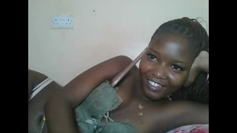 Snapshot of hotbabbee chatting on 4, 10, 2025 love online show from 4, 10, 2025
