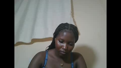 Snapshot of hotbabbee chatting on 8, 10, 2025 love online show from 8, 10, 2025