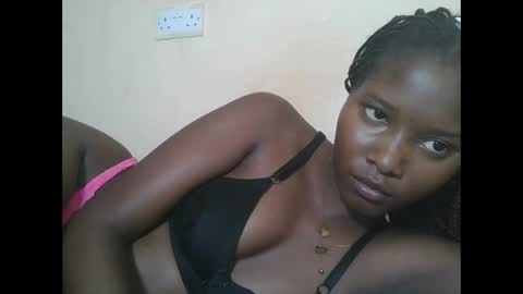 Snapshot of hotbabbee chatting on 22, 10, 2025 love online show from 22, 10, 2025