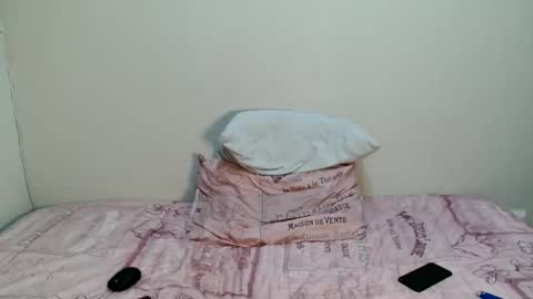 Snapshot of hotbaby43za chatting on 18, 11, 2025 hotbaby43za online show from 18, 11, 2025