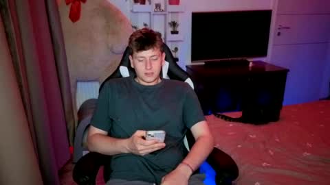 Hotboyshorny online show from 19, 7, 2026