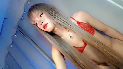 hotchescacummer online show from 16, 12, 2025