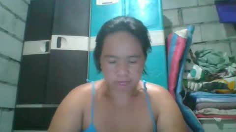 hotchicks4uxx online show from 12, 3, 2026