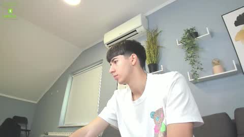 QUENTIN online show from 18, 9, 2025