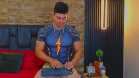 felipe  marcello online show from 11, 3, 2025