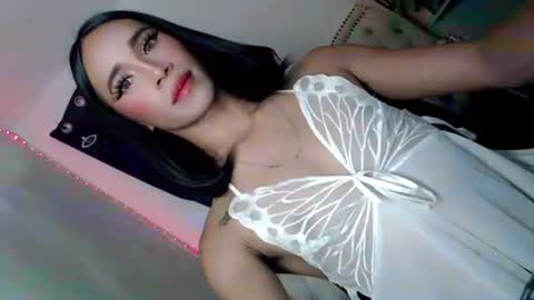 hotgirl_krisxx online show from 25, 10, 2025