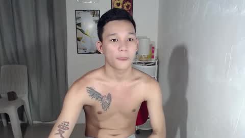 Snapshot of hotguy0503 chatting on 20, 10, 2025 hotguy0503 online show from 20, 10, 2025