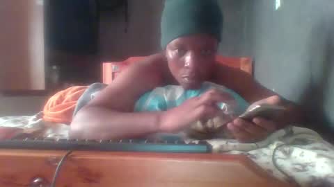 Snapshot of hotguyy001 chatting on 15, 2, 2025 hotguyy001 online show from 15, 2, 2025