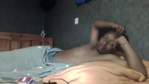 Snapshot of hotguyy001 chatting on 24, 2, 2025 hotguyy001 online show from 24, 2, 2025