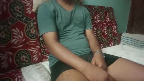 hotguyy001 online show from 16, 2, 2026