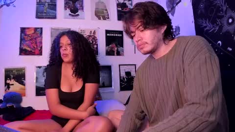 Snapshot of hothoneychile chatting on 1, 5, 2026 Sam and Nico online show from 1, 5, 2026