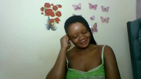 Snapshot of hotjeylee chatting on 12, 7, 2026 LOYCE online show from 12, 7, 2026