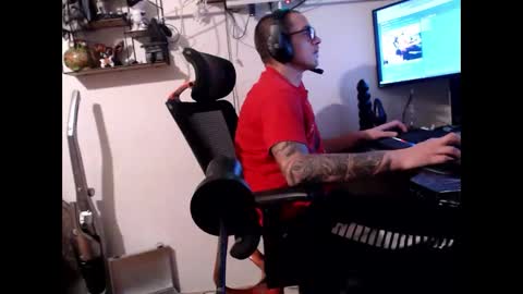 Snapshot of hotkinkytat chatting on 3, 12, 2024 hotkinkytat online show from 3, 12, 2024