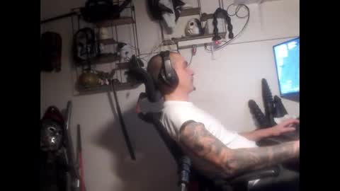 Snapshot of hotkinkytat chatting on 24, 1, 2025 hotkinkytat online show from 24, 1, 2025