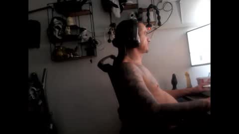 Snapshot of hotkinkytat chatting on 19, 2, 2025 hotkinkytat online show from 19, 2, 2025