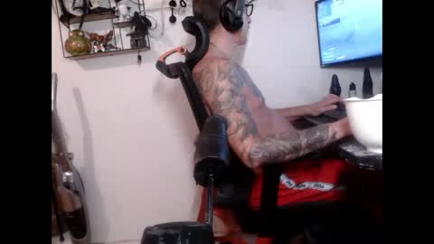 Snapshot of hotkinkytat chatting on 23, 2, 2025 hotkinkytat online show from 23, 2, 2025