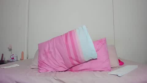 Krystel online show from 12, 12, 2024