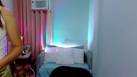 Layla online show from 7, 12, 2024