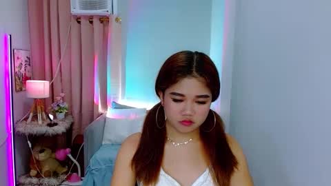 Layla online show from 7, 12, 2024