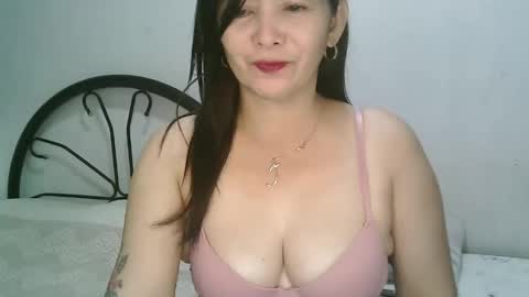 hotmamajen4u online show from 16, 11, 2025