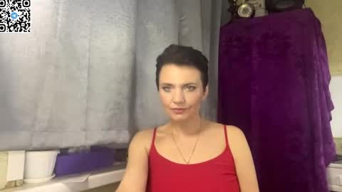 Snapshot of hotmamaqueen234 chatting on 26, 5, 2026 hotmamaqueen234 online show from 26, 5, 2026