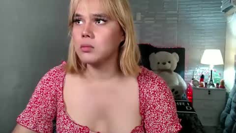 Snapshot of hotmaniacts chatting on 13, 1, 2025 HotTrannyCock online show from 13, 1, 2025