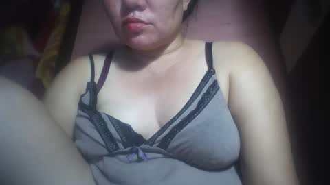 Snapshot of hotmatureladyxxx chatting on 27, 2, 2026 hotmatureladyxxx online show from 27, 2, 2026