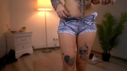 Molly online show from 1, 11, 2025