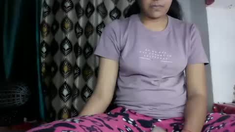 Snapshot of hotnsweetindian chatting on 12, 12, 2024 lola online show from 12, 12, 2024