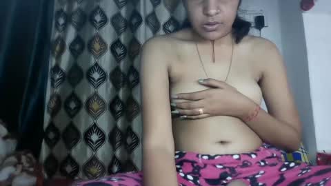 Snapshot of hotnsweetindian chatting on 16, 12, 2024 lola online show from 16, 12, 2024