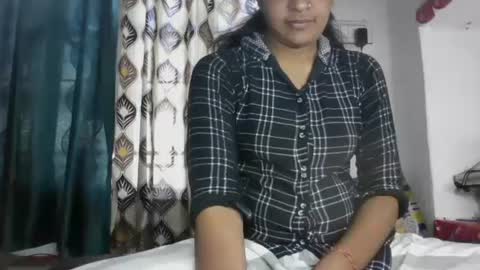 Snapshot of hotnsweetindian chatting on 24, 1, 2025 lola online show from 24, 1, 2025