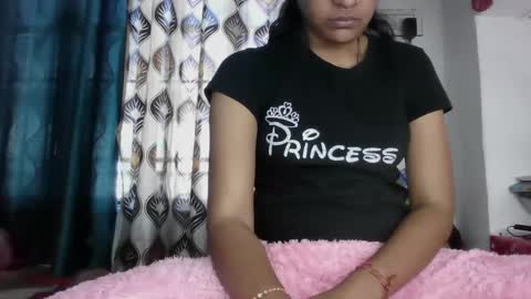 Snapshot of hotnsweetindian chatting on 1, 2, 2025 lola online show from 1, 2, 2025