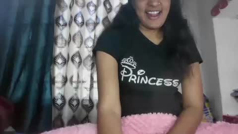 Snapshot of hotnsweetindian chatting on 2, 2, 2025 lola online show from 2, 2, 2025