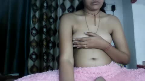 Snapshot of hotnsweetindian chatting on 9, 2, 2025 lola online show from 9, 2, 2025