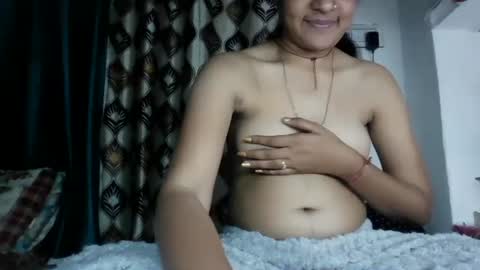 Snapshot of hotnsweetindian chatting on 15, 2, 2025 lola online show from 15, 2, 2025