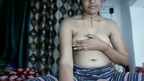 Snapshot of hotnsweetindian chatting on 18, 2, 2025 lola online show from 18, 2, 2025