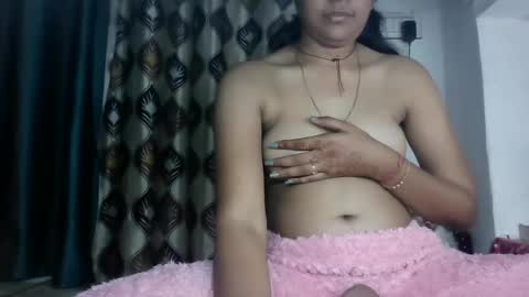 Snapshot of hotnsweetindian chatting on 28, 2, 2025 lola online show from 28, 2, 2025