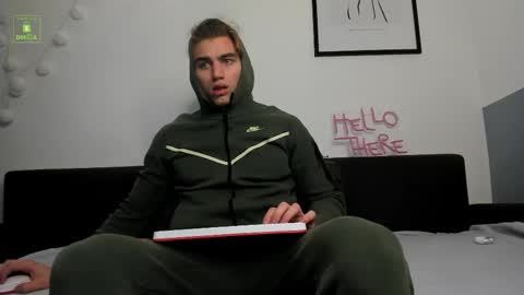 Kyle Baker online show from 15, 12, 2025