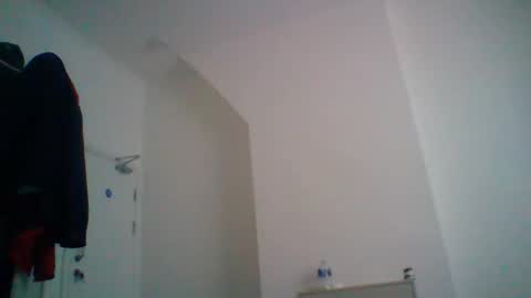 hotsurfdude1992 online show from 23, 10, 2025