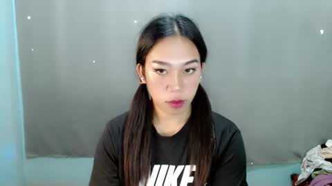 jelaigrande  online show from 15, 2, 2025