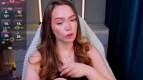 hello Im Eva online show from 8, 3, 2026