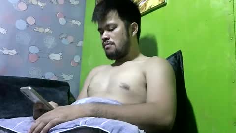 HottestPinoy32 online show from 8, 3, 2025