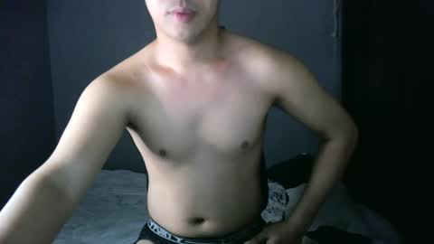 hottie_kyle69 online show from 17, 3, 2026