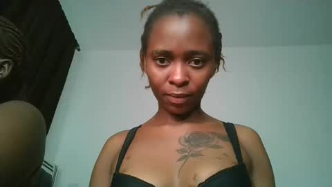 hottie_mistie online show from 18, 4, 2026